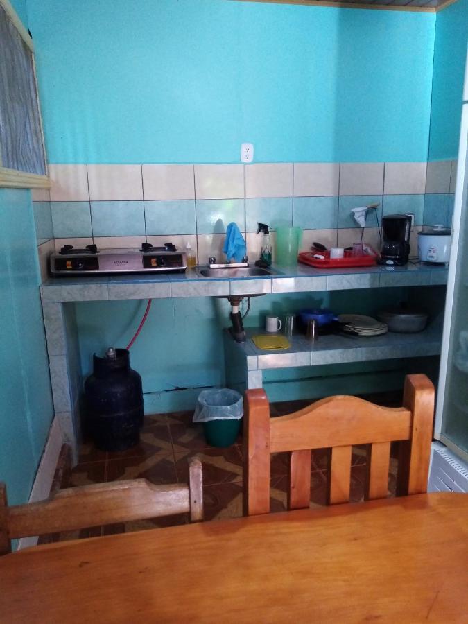 Cabinas Popular Puerto Viejo de Talamanca المظهر الخارجي الصورة