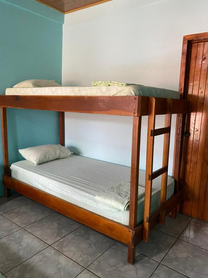 Cabinas Popular Puerto Viejo de Talamanca المظهر الخارجي الصورة