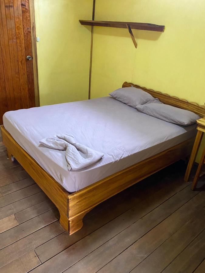 Cabinas Popular Puerto Viejo de Talamanca المظهر الخارجي الصورة